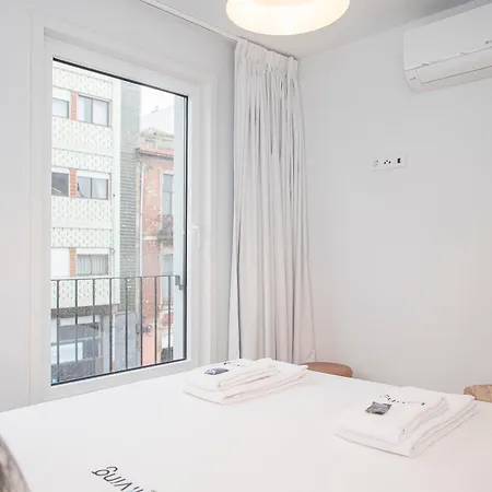 Liiiving In - Modern & Glam M Apartment Porto