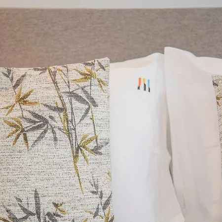 公寓 Liiiving In - Modern & Glam M 波尔图